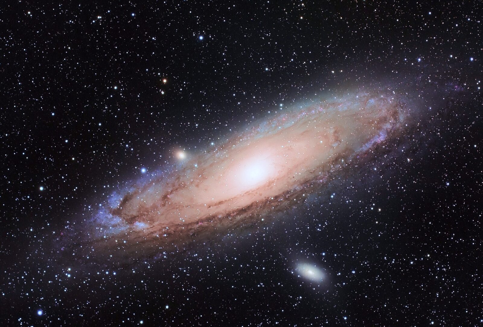 Het Andromedastelsel M31, gefotografeerd door Maarten Klomp.